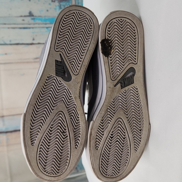 Nike Sweet Classic High Sneakers in Gray - Picture 6 of 6